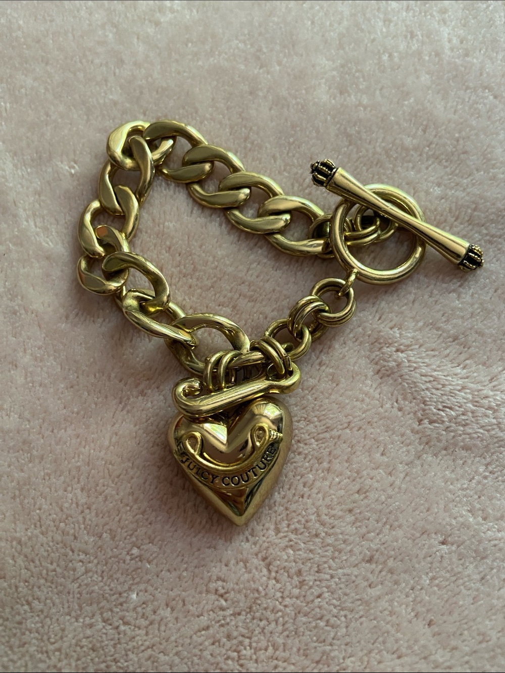 Juicy Couture Gold Heart Charm Chain Bracelet